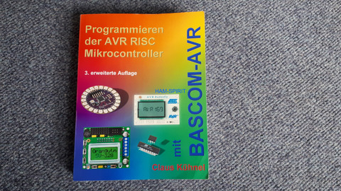 BUCH: BASCOM AVR